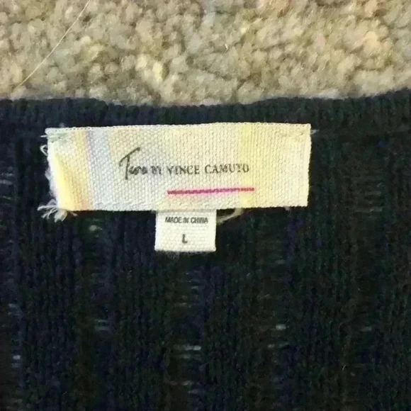 Two by Vince Camuto navy long sleeve v neck oversized sweater L - Picture 3 of 7